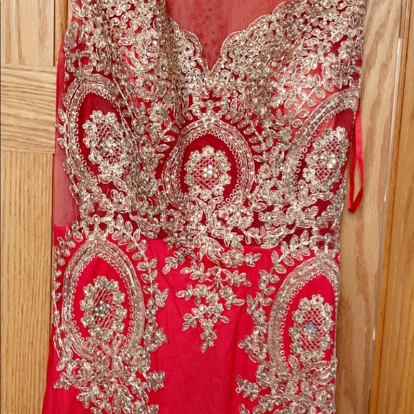 Prom Dress size 8 - Picture 5 of 7